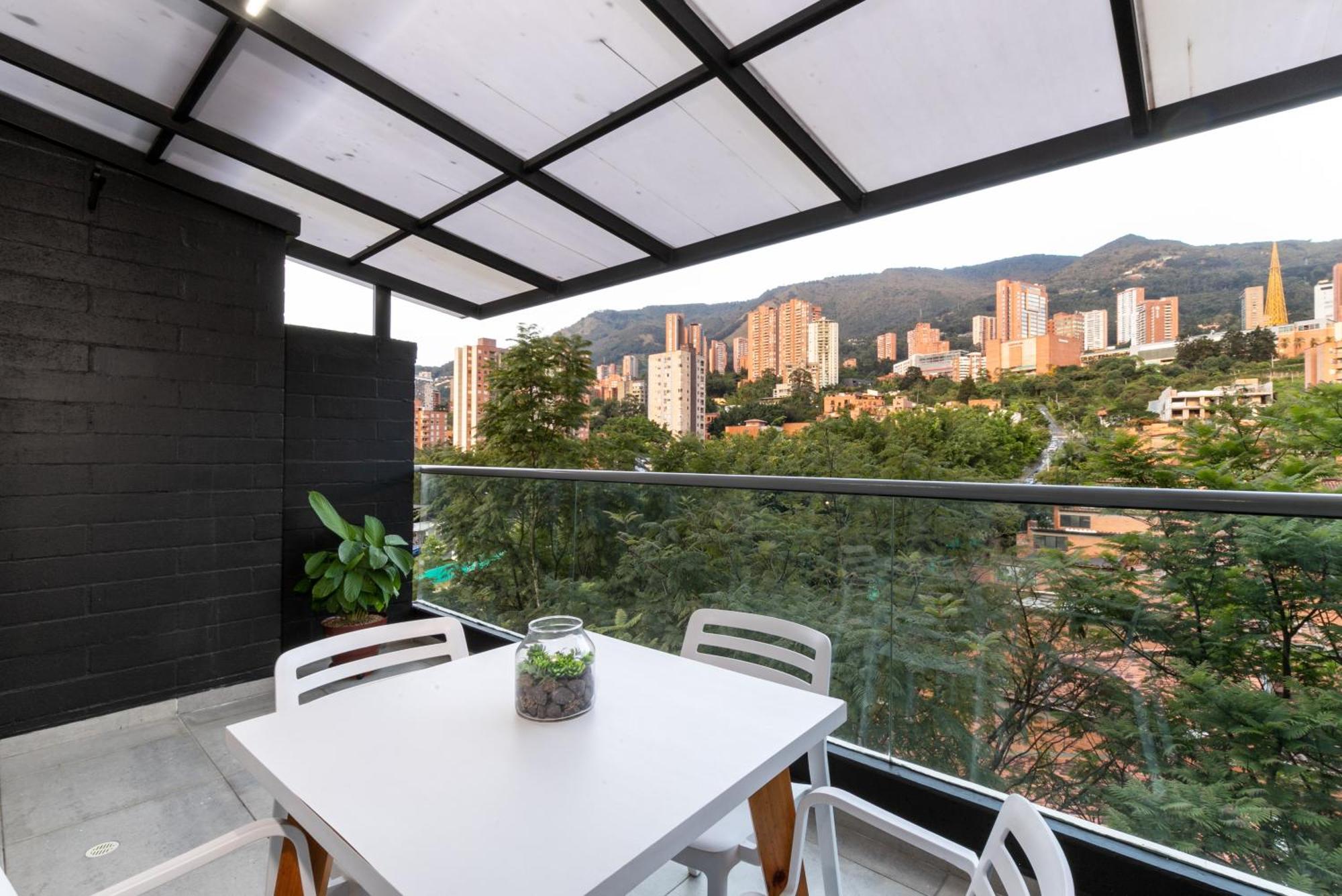 Apartamentos Borbon Suites Medellín Exteriör bild