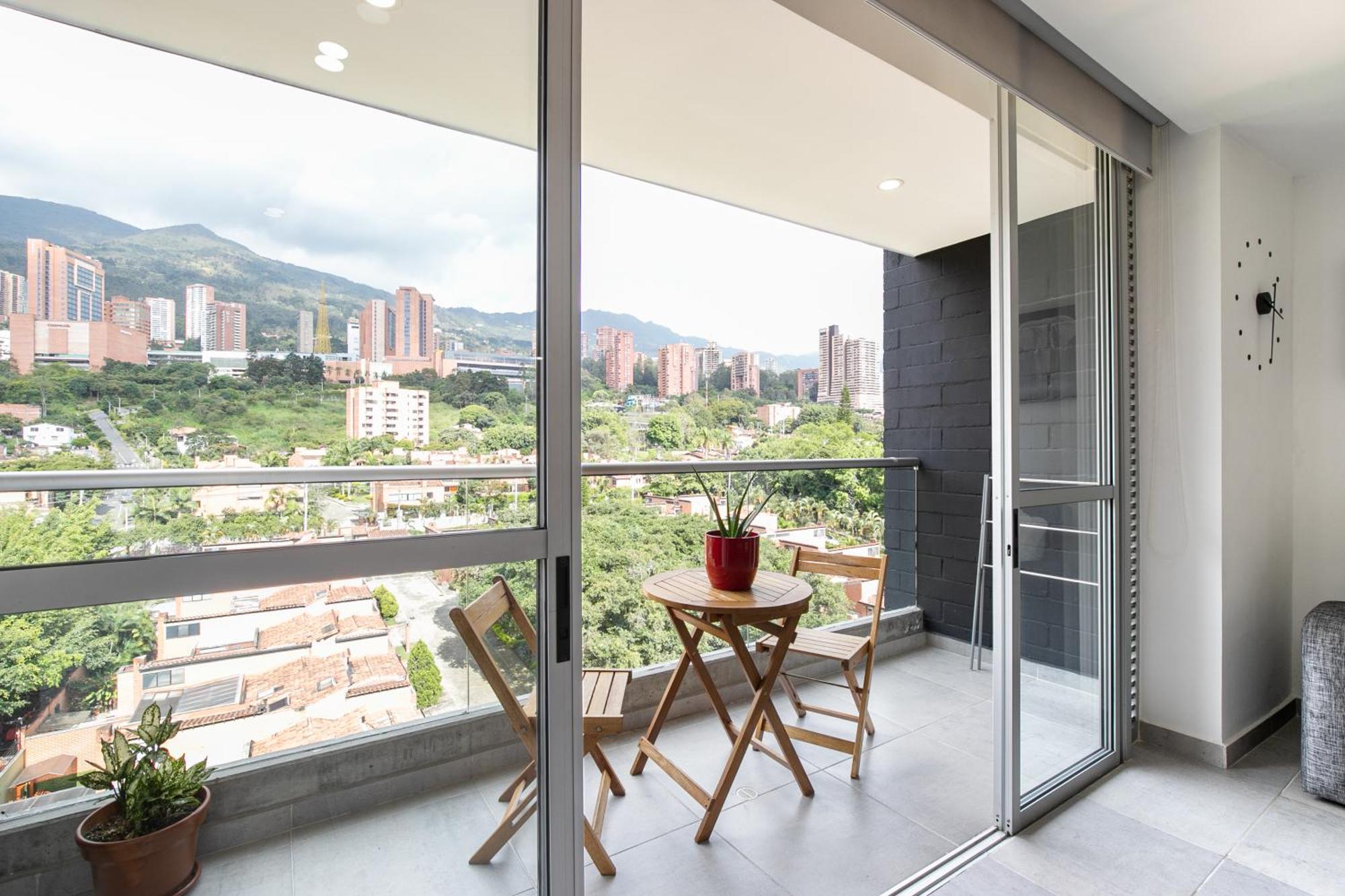 Apartamentos Borbon Suites Medellín Exteriör bild