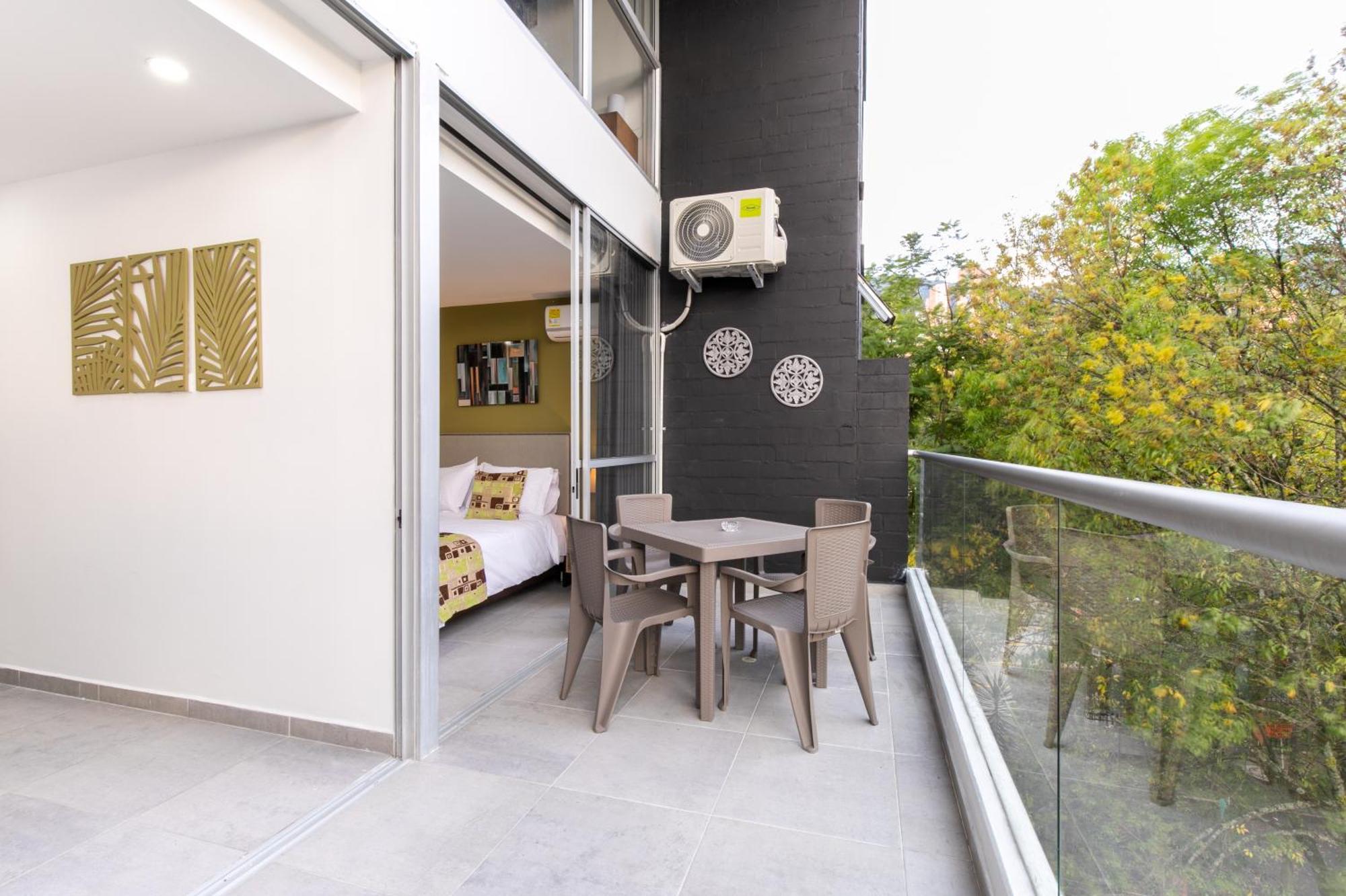 Apartamentos Borbon Suites Medellín Exteriör bild