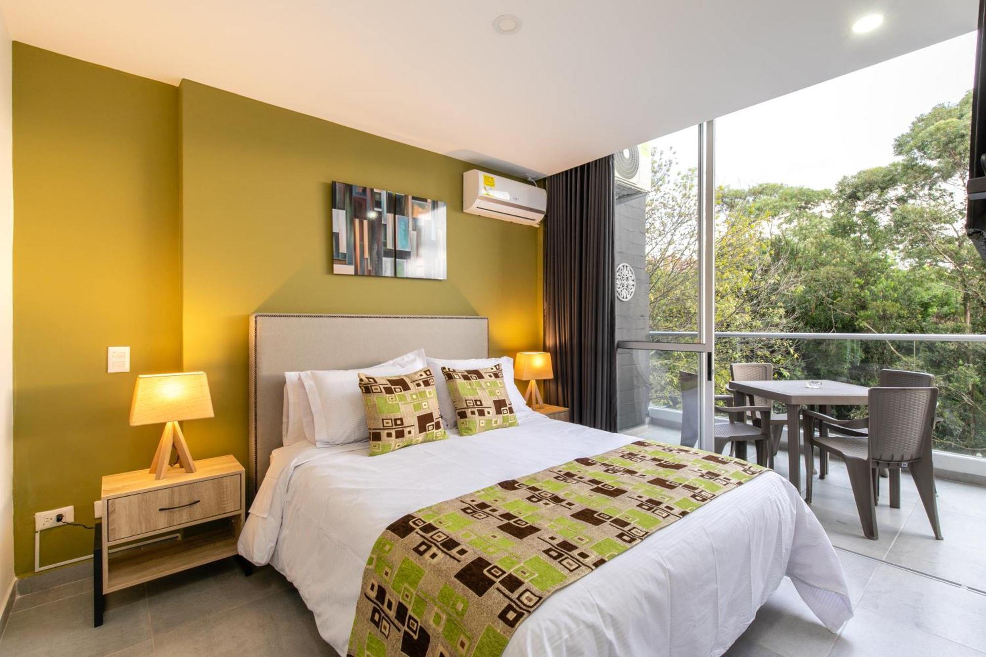 Apartamentos Borbon Suites Medellín Exteriör bild